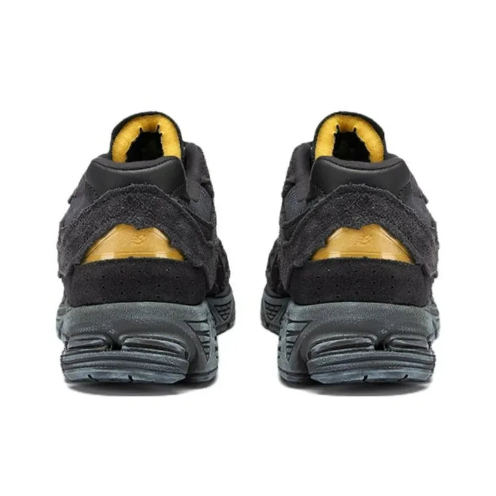 New Balance 2002R Unisex Low-Top Casual Running Shoes, Soft, Anti-slip, Stylish & Lightweight, Phantom Black M2002RDB