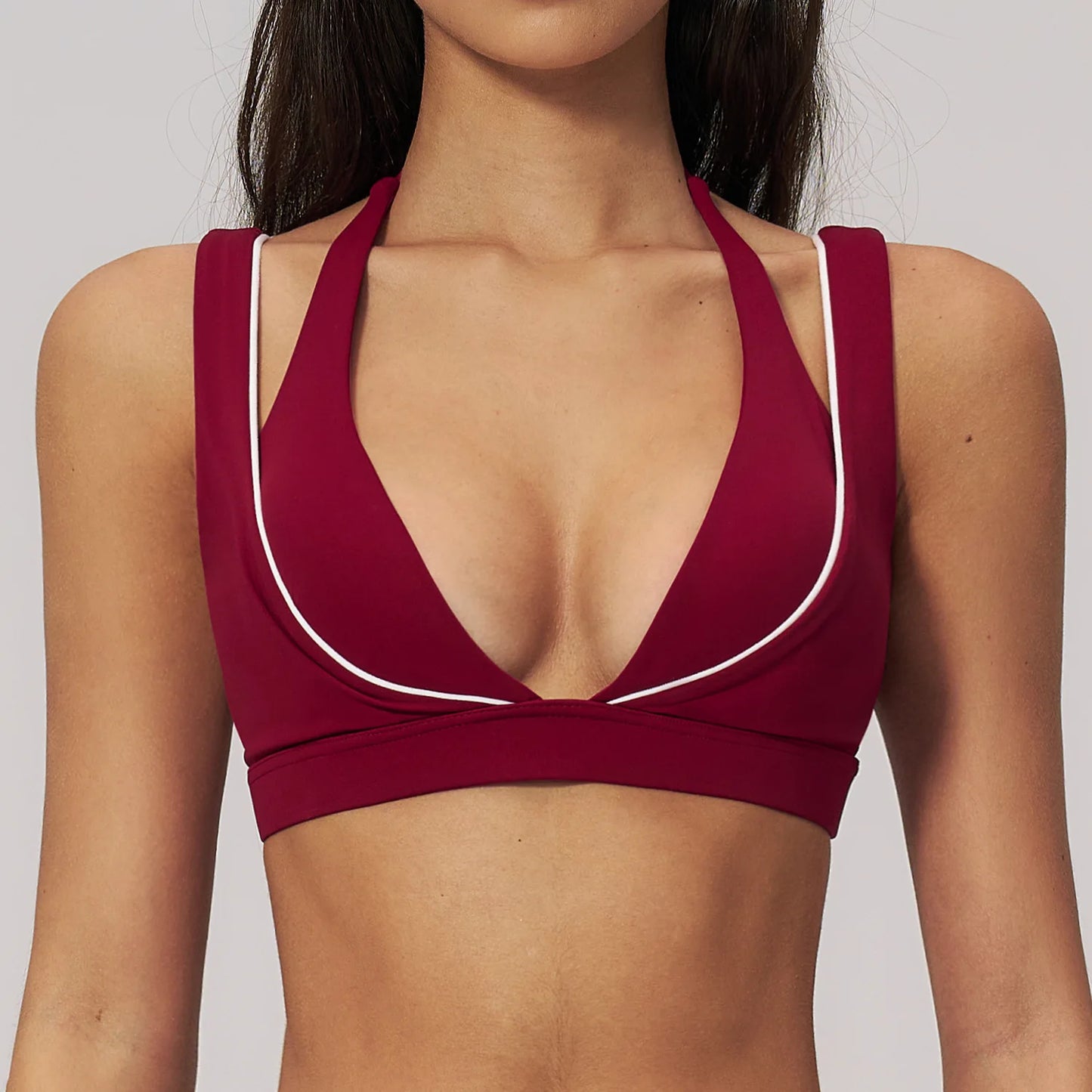 Women Deep V Neck Sports Bra Wide Strap Open V Back Contrast Piping Padded Push Up Gym Workout Top Yoga Bras Activewear Summer