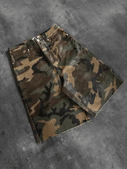 Retro Men Python Patterned Jeans High Street Straight Leg Baggy Wide Leg Camouflage Five Quarter Jeans Hip Hop Rock Unisex Jeans