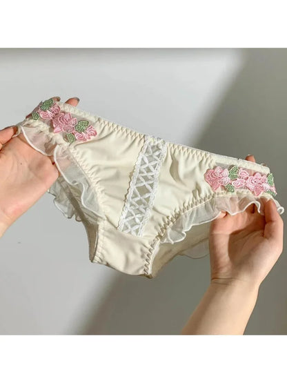 MOYISU New Vintage Embroidery Cream Sweet Flowers Pastoral Field Sexy Underwear for Women Small Breasts Pure Desire Gathered Up