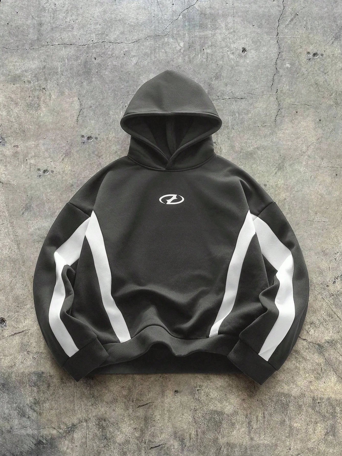 The new men's hooded sweatshirt for Spring and Autumn is casual fashionable and comfortable with 3D pattern printing