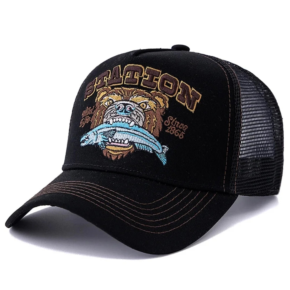 Bear Eating Fish Streetwear Hat Truck Hat Outdoor Skateboarding Hat Sunshade Baseball Hat Breathable Mesh Hat