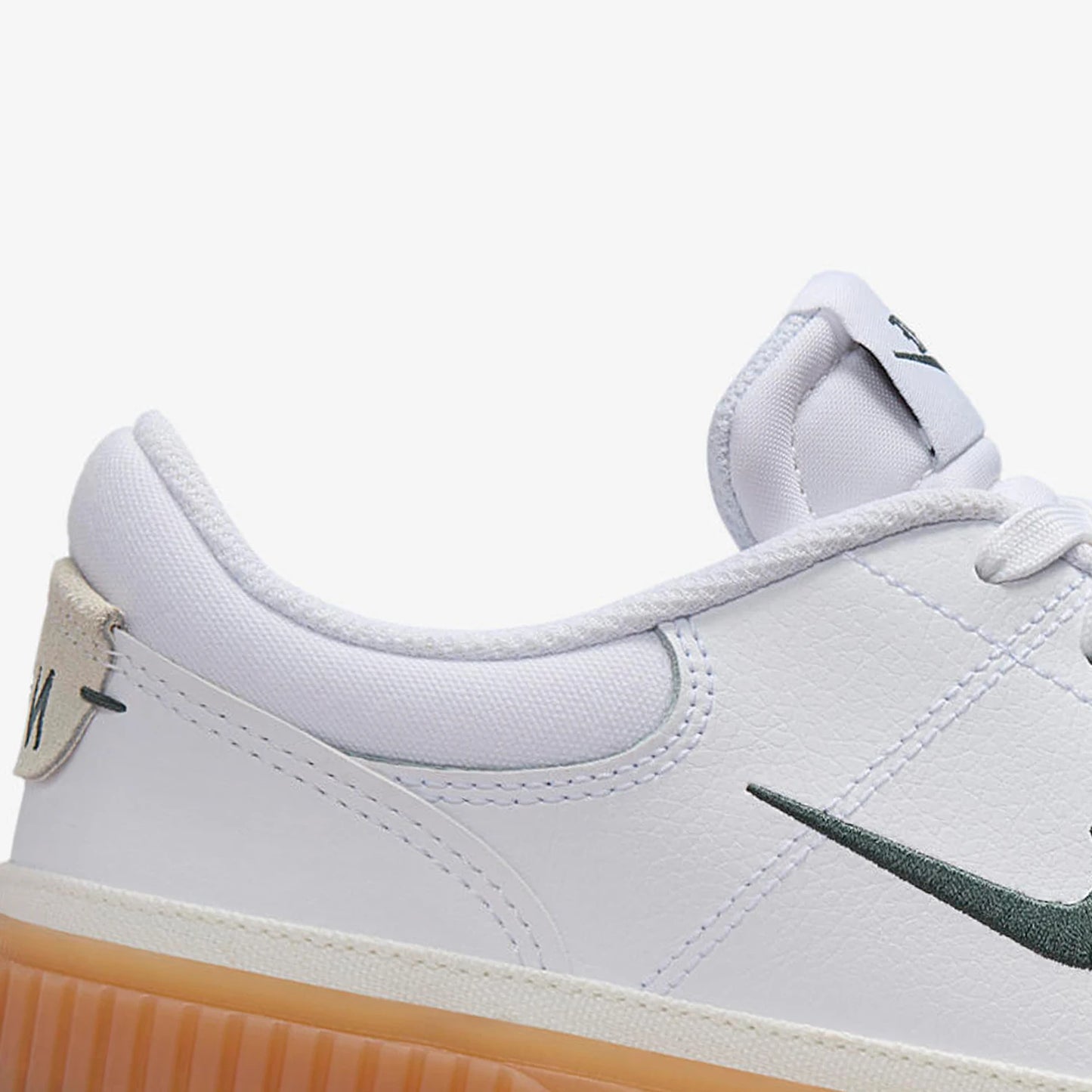 Nike genuine seasonal new women's simple, casual, wear-resistant low top board shoes FV5526-100