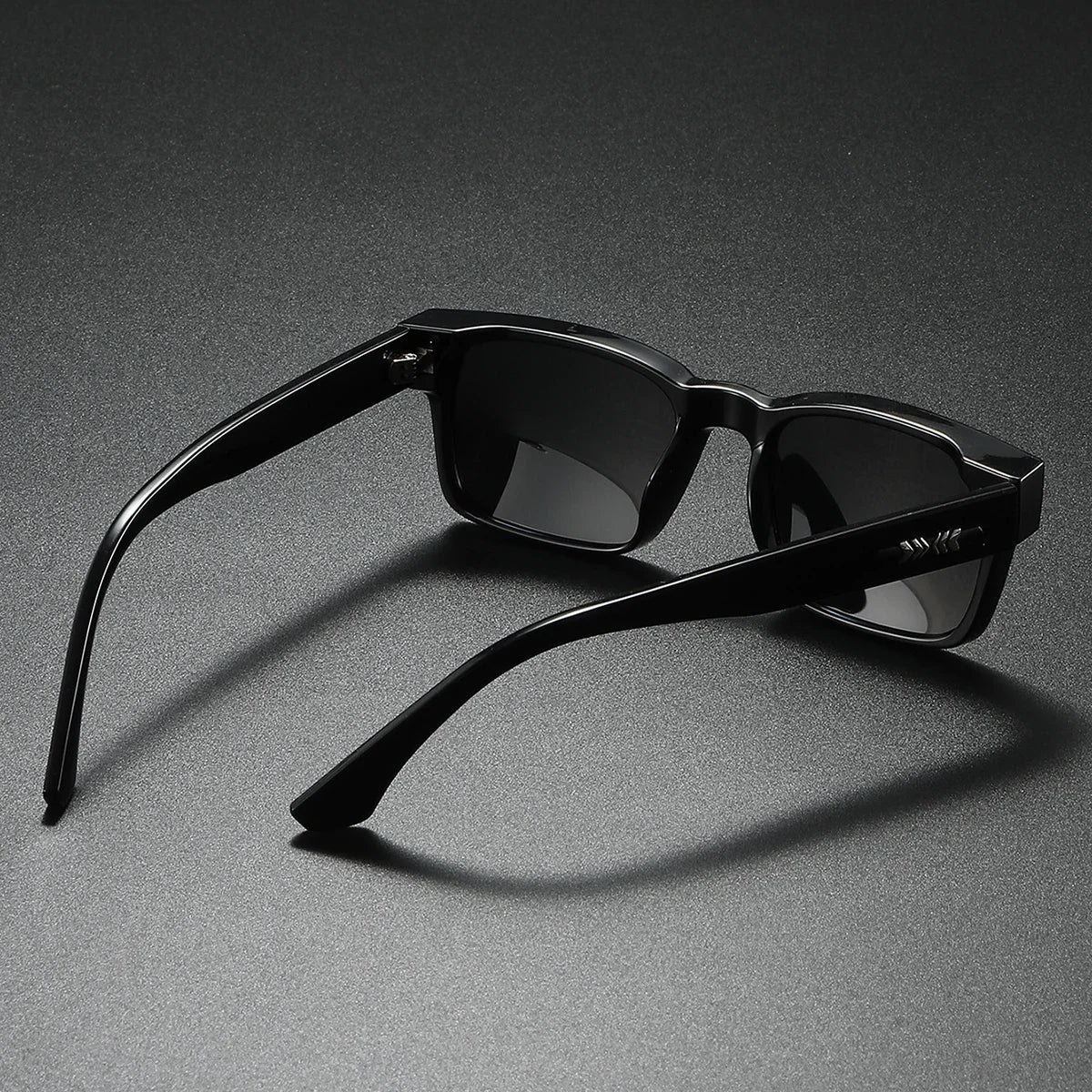 Quality Square Polarized Sunglasses Men Metal Core UV400 Unisex Sun Glasses Travel Hiking Beach Fishing Eyewear