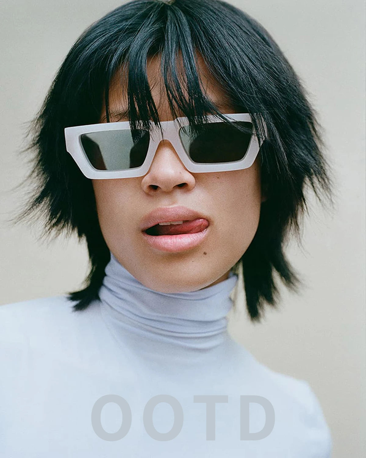 Ruiao fashion black small rectangular thick frame sunglasses for men and women rectangular summer wear shades