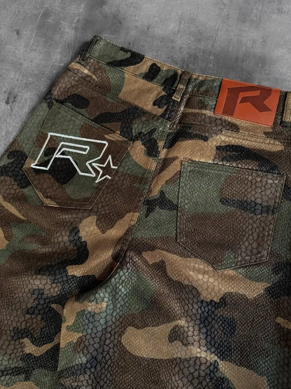 Retro Men Python Patterned Jeans High Street Straight Leg Baggy Wide Leg Camouflage Five Quarter Jeans Hip Hop Rock Unisex Jeans